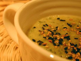 Soupe de Courgette au Sésame