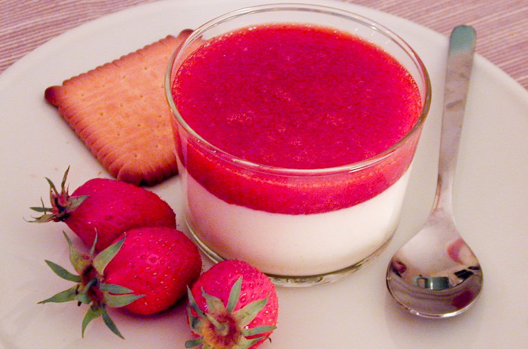 Strawberry Panna Cotta Recipe