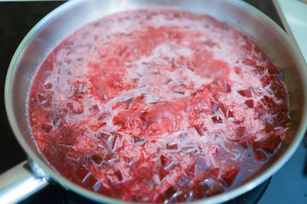 Easy Spiced Beet Pilau: Simmering
