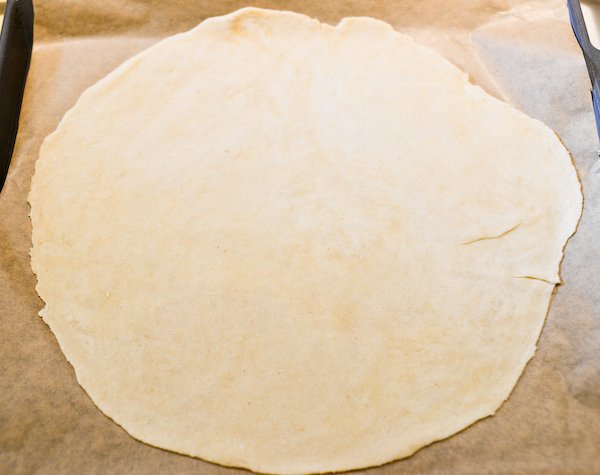 Flammekueche: Rolling out dough
