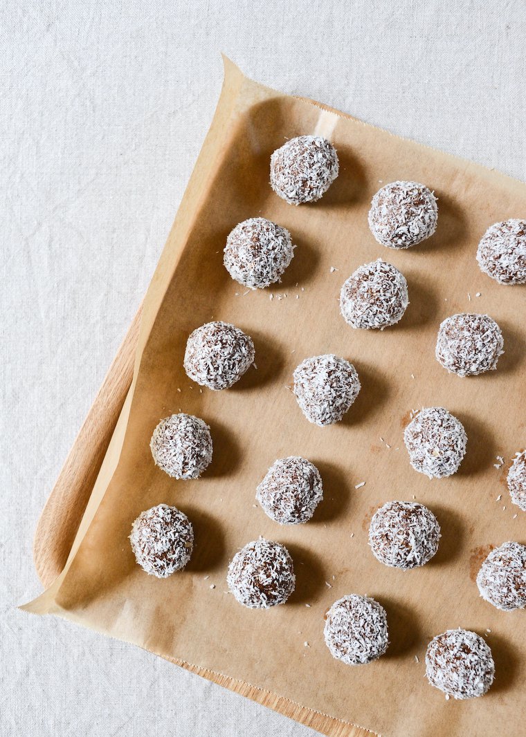 Swedish Chocolate Balls (Chokladbollar) No-Bake, Vegan Recipe ...