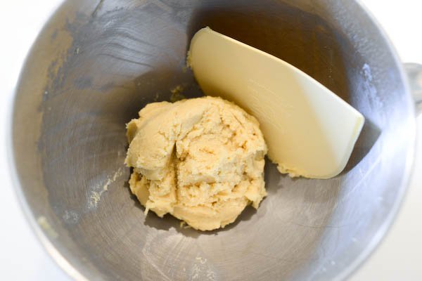 Easter Egg Jam Cookies: Sablé dough